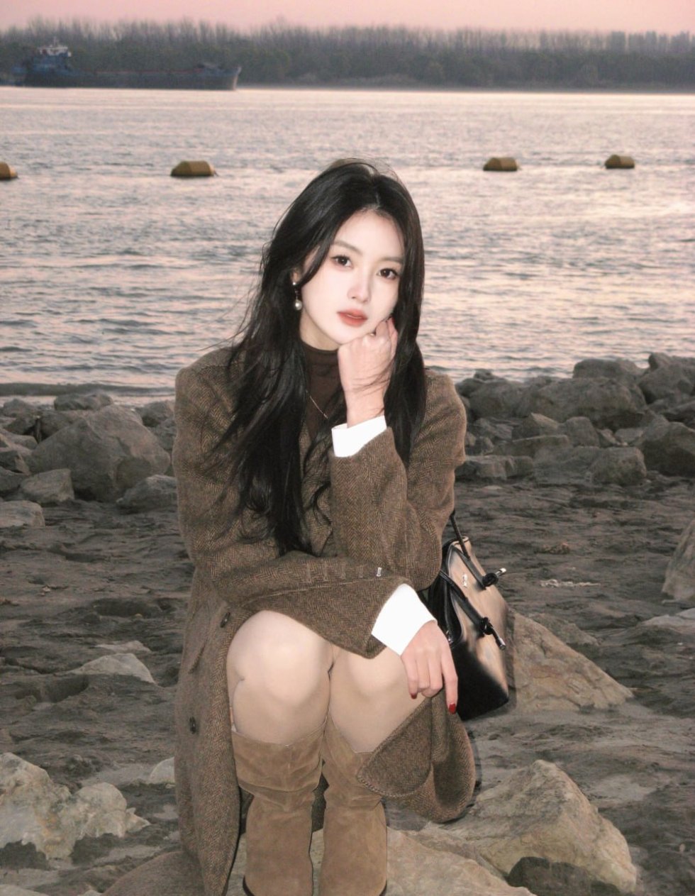 在琼海包养的日子里，我们探寻爱情与自我的微妙平衡