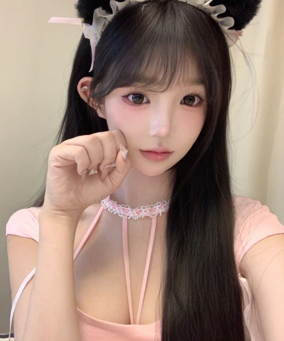 在汕尾女大学生的包养经历中寻找情感与自我的平衡