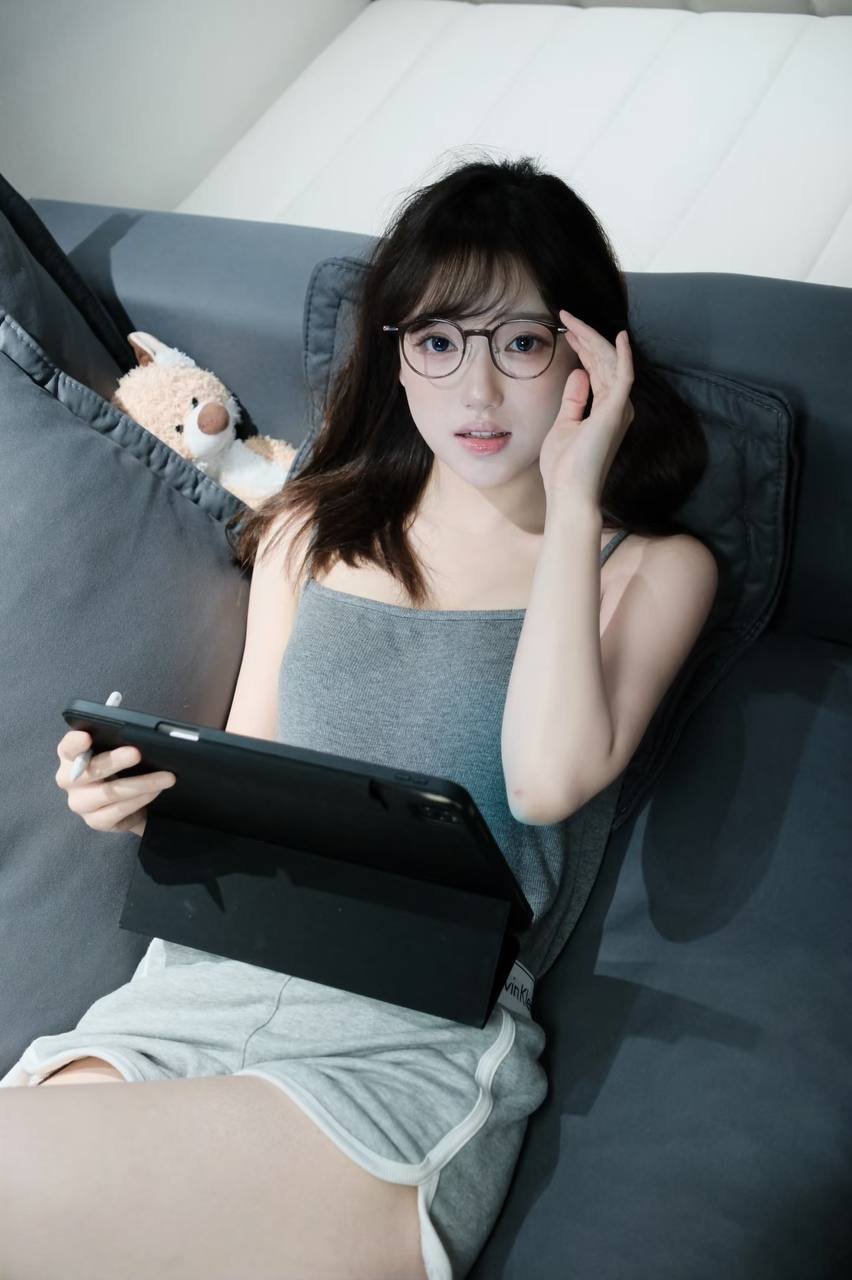 揭秘包养背后的真实故事：那些不为人知的经历与感受