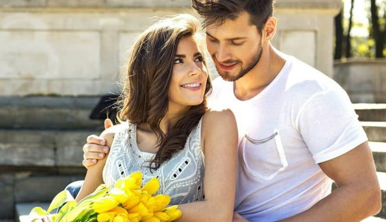 为什么大多数男性在恋爱关系中获益更多